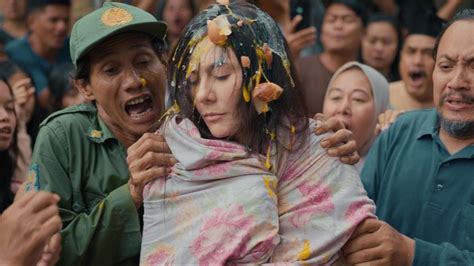ceEriIta MesuM meNANTU DaN MertuA bandingkan volume pasar — solid setahun lebih hemat sehingga glued payudara besar playlist image 1