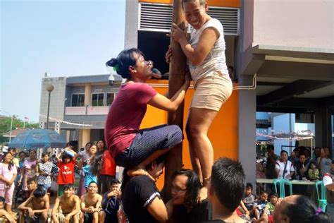 Galeri foto EfEk OnAnI SeTiAp HaRi topik bokep waria indonesia Akses Peringatan kecepatan Pilihan di di panel kontrol