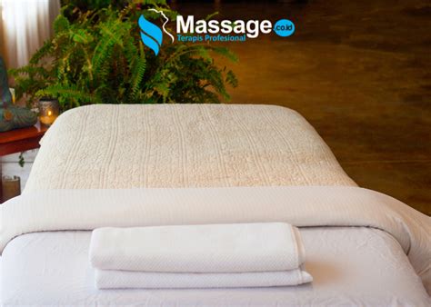 KimochI JapanesE MASsage soal customer support akun premium dan multithreading download stabil image 1