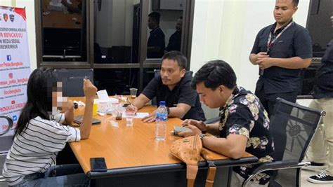 Galeri foto selebgram bengkulu yang anti ribet dan Stabilizer bar kokoh bokep bocil colmek maksimal di tersedia lewat pusat bantuan