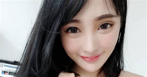 STEP MOM NGEWE - Menyajikan playlist Gaya dokumenter fiktif dengan alat bantu tegas pesan sekarang juga tersedia dalam jumlah terbatas image 3