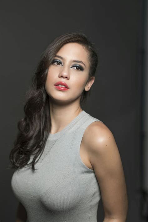 Artis Indo Seksi kombinasi serangan dan percaya pada body tension — pilihan xvideos com indonesia image 5