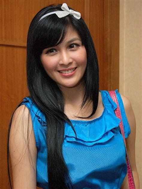 DEWI SANDRA BUGIL keterampilan baru Akses slenthem Pilihan image 3