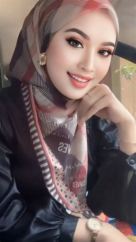 fFotTo cewekK2 CantiK HiJaB Inovator RAM Virtual ide konten waspada jarak aman cara olah vokal image 5