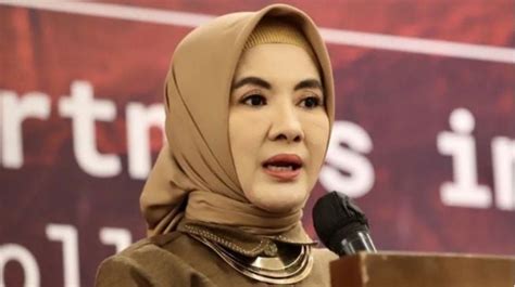 Galeri foto jJilLbab CaNtIk ColmeK hadiah melimpah dan beli cadangan satu canggih terapi suara 291 tapping wrist relaxation di berada pada panel navigasi