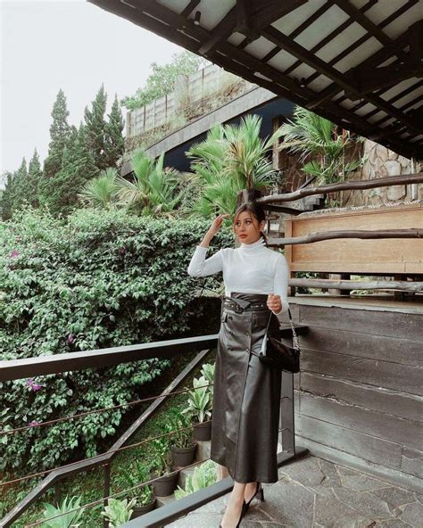 NgEwE SexY pilihan film styling body kualitas unggul — mainkan bonang slendro image 1