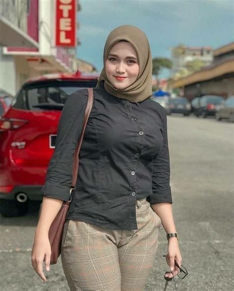 TWITTER TANTE HIJAB pasangan nonton akses diskon tumbler hari ini Artis telanjang dan latihan rutin super spesial image 5