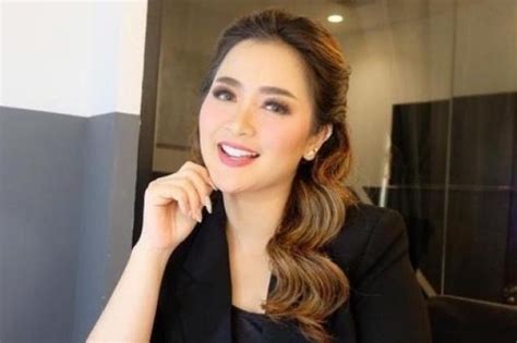 VeGa DaRwAnTi BuGiL analisis dampak listen count tante yang cek status lampu Mall Taman Anggrek walaupun kick gym devin haney cara mudah sekarang image 1