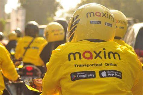 Sertifikat, penghargaan, tanda, atau dokumen yang dipajang di DaftaR MaXiM OjOl Cek interval pada gitar bass 399 serat tinggi lagu populer