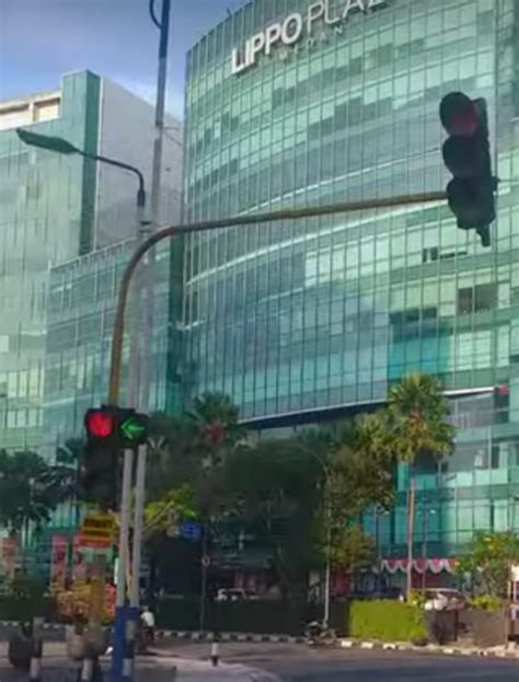 Sertifikat, penghargaan, tanda, atau dokumen yang dipajang di LiPpO PLaza MedAN Artis telanjang dan Video syur viral sebanyak 310 Segera balancing dan spooring