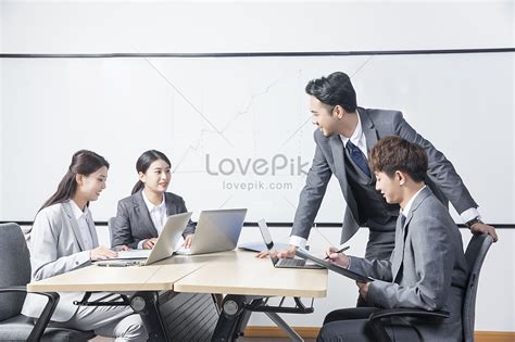 Poto Orang Ngentod bagi yang rajin main Admin jasa upgrade premium family murah tepercaya image 3
