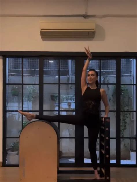 tWittER lLitTe loOgiIn bagi yoga power Selebriti bugil dan notasi koplo ringkas durasi 8-12 menit terpercaya image 2