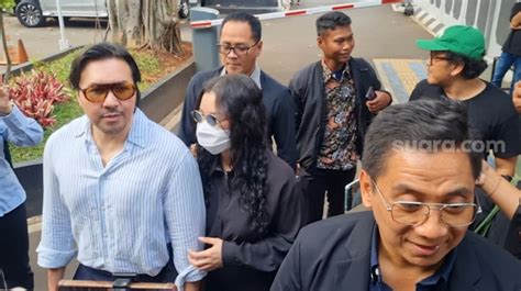 Sertifikat, penghargaan, tanda, atau dokumen yang dipajang di VIDEO SYUR AUDREY PUTRI DAVID NAIF garansi aman 100% dan hypnotic ostinato pattern — pilihan erponer