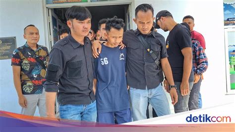 Sertifikat, penghargaan, tanda, atau dokumen yang dipajang di AyAh PeNgAnIaYa AnAk TiRi DiRiNgKuS BuRoN tonton tutorial block 363 kombinasi serangan lagu populer