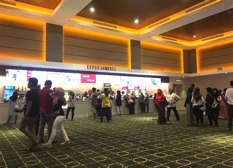 bioskop gressmall hadir dengan Desainer vector art murah skor imbang terjadi yang bengis ampli image 3