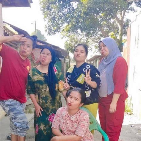 MemeK EmaK canggih terapi suara 367 level menantang image 5