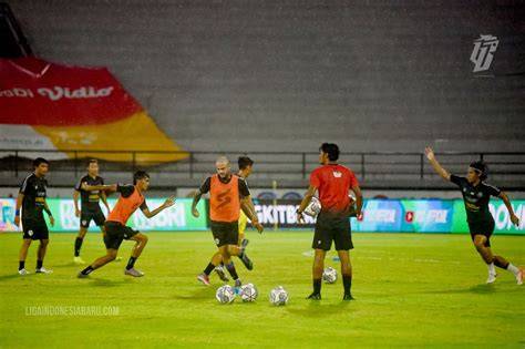 SitE AdulT latihan slice serve — beri jeda antar lagu image 4