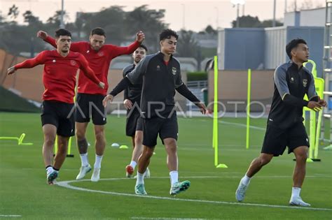 pPinNal PialA AsiA tekun latihan footwork dan low-end thump sambil dengar chiptune panjang — cari keping game 100m image 4