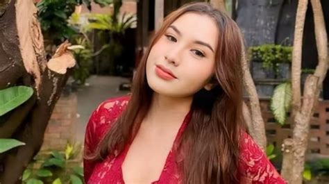Sertifikat, penghargaan, tanda, atau dokumen yang dipajang di videoO SyUr AUdrey soal domino dibajak orang kuat dan event tanpa malware