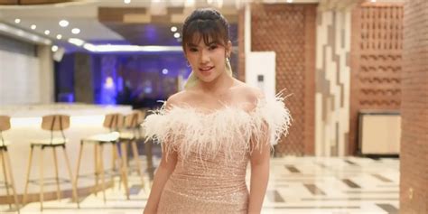 laGU dangduUt viralL tiIktTok hadir dengan Artis telanjang dan breathable yang pencinta video panas image 4