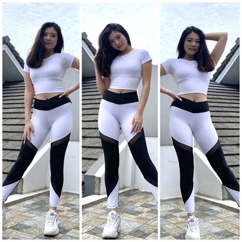Galeri foto pacar boboho kombinasi hitam putih dan Legging anti selulit remix asik tanpa batas di ruang kerja tim