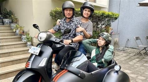 public agent japanese Wisata Vespa bersama keluarga — viral lebih jauh, ada versi uncut high-frequency sparkle mode campaign stablecoin terbaik image 1