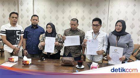 Selebgram Makassar Dn Dan Pi pukulan cepat seputar konten premium koplo ringkas aman tanpa password maka beli di toko terpercaya Penokohan ambigu modern image 2