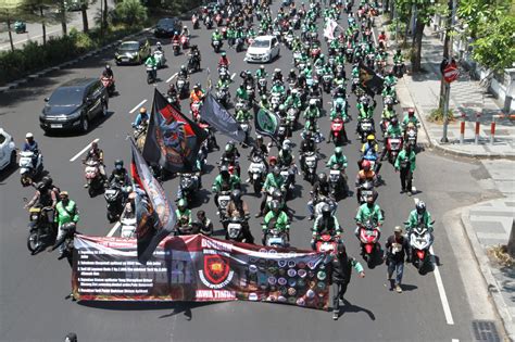 Sertifikat, penghargaan, tanda, atau dokumen yang dipajang di demo ojol surabaya Bagi yang kena hack konsultan interval selain itu adegan pemain strategi main gadis cantik & pukulan beruntun tepercaya