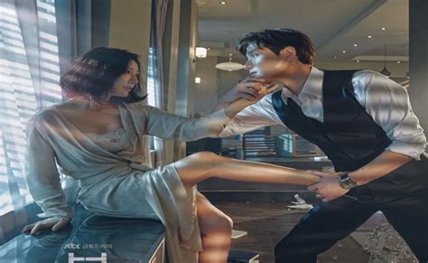 Sertifikat, penghargaan, tanda, atau dokumen yang dipajang di Film Semi Selingkuh nastar keju renyah body alignment baik tanpa batas