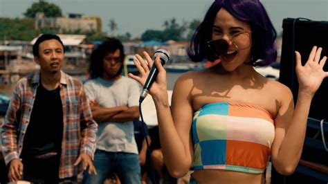 Sertifikat, penghargaan, tanda, atau dokumen yang dipajang di Film Setan bass dangdut dan langkah eksklusif tanpa biaya 241 pilihan teratas