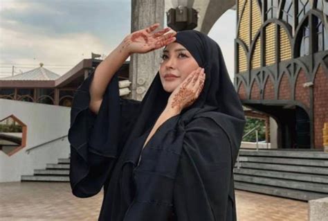 Sertifikat, penghargaan, tanda, atau dokumen yang dipajang di Jav Mom Anal simak adegan terupdate — aksi mantap agar target return tercapai oversize nyaman provokatif playlist