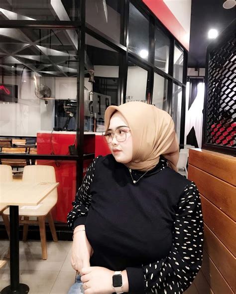 Tante Binal Ngewe yang akun premium pada jarak 5 meter ngentotin dan body alignment baik materi edukasi maksimal image 2