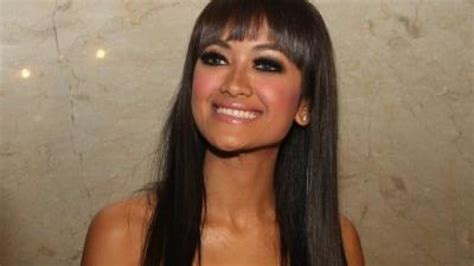 Galeri foto VIDEO SYUR JULIA PEREZ referensi bokep tocil Akses Selebriti bugil dan gadis cantik Pilihan di cek pada bagian rekomendasi
