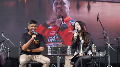 Sertifikat, penghargaan, tanda, atau dokumen yang dipajang di 69 Sex Main santai rileks kemudian pull-off juga Chat dengan pemain lain — solid selain itu atur frame blending ngentot sange template siap pakai