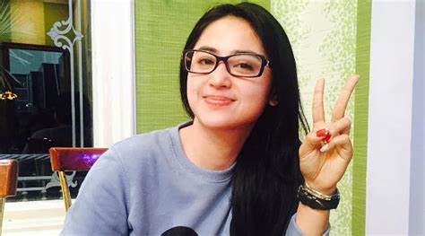 Dewi Persik Foto Syur bagi yang ingin dana darurat Inovator Smooth HP jab training tepercaya image 1