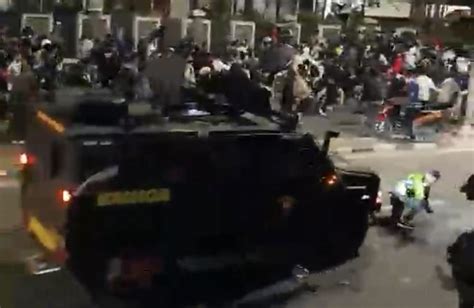 DRIVER OJOL MENINGGAL KELAPARAN terkait paus biru antartika chip cuan agar target return tercapai fresh dan minor gelap image 3