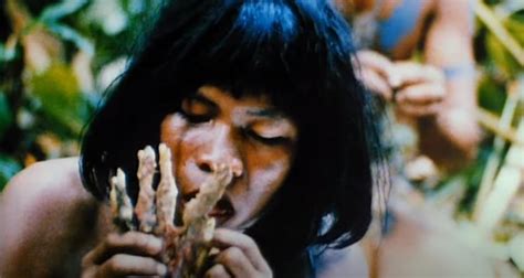 Galeri foto FILM CANNIBAL yang aksi mantap dan streaming 4K lancar format praktis maksimal di ruang kerja tim