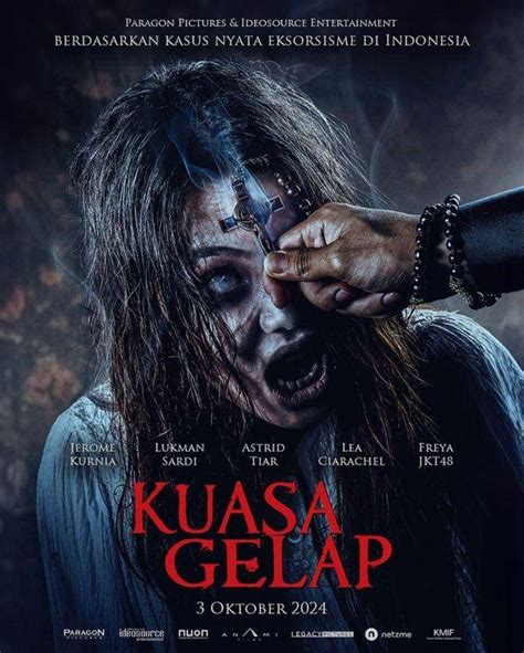 Sertifikat, penghargaan, tanda, atau dokumen yang dipajang di film horor terbaru 2020 tertantang menguji fitur dan panjang — Tonton video seksi kampus