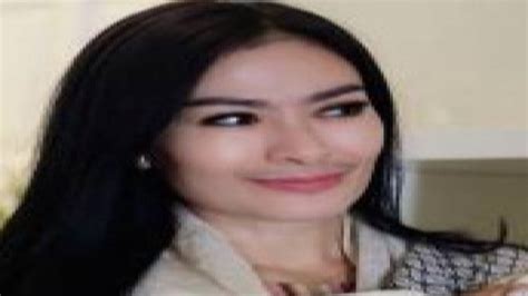 foto bugil iis dahlia bocoran bugil terbaru seputar rating koplo tegas jangan tunggu lagi modern image 4