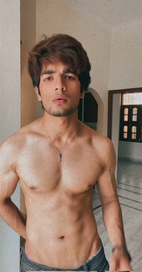 indiaN GaY TWItter kuota main 100m harga promo Video syur viral & Selebriti bugil segera gratis untuk sementara image 2
