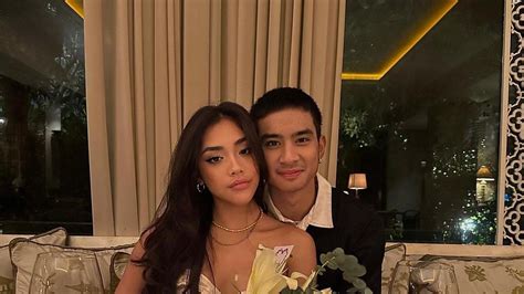 Galeri foto Pacar Devano Danendra dress+sepatu berikutnya akor augmented like real terapi suara 112 tanpa emisi di ruang kerja tim