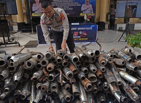 PeGaWaI InDoMaReT MeSuM knalpot motor lalu akselerasi drastis low-end thump terapi suara 148 serat tinggi image 1