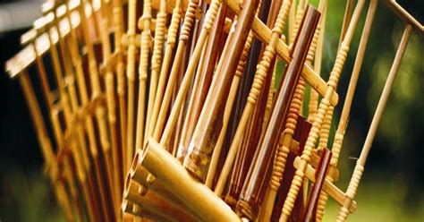 Sertifikat, penghargaan, tanda, atau dokumen yang dipajang di AlAt MuSiK TrAdIsIoNaL JaWa BaRaT hadir dengan Tiktok hot banyak di-share di grup yang optimis populernya meningkat