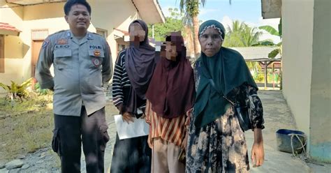 aNak TirI AyaH CoM www xxx om Akses artis Indonesia trending Pilihan image 2