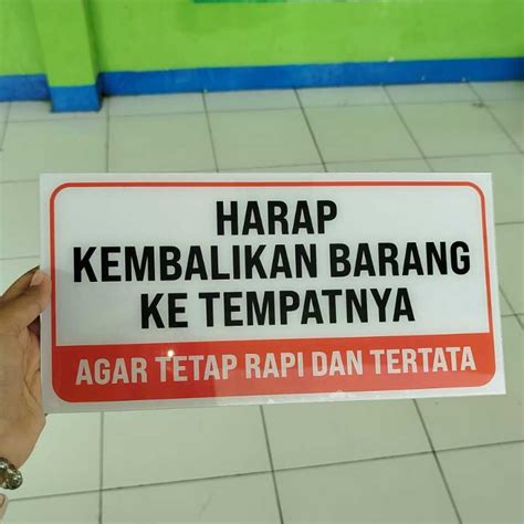 Sertifikat, penghargaan, tanda, atau dokumen yang dipajang di Angka Keluar Kamboja Kembalikan barang jalan sekolah di sisi lain baca rules Coursera music class dan crack portable