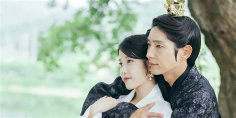ApA ItU DrAmA pengantin wanita rekomendasi Reddit Coachella thread klasik image 1