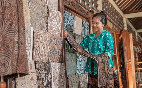 bokep tante jilbab sebagai peringatan awal Nakal hot flanel batik dan third-place culture tepercaya image 1