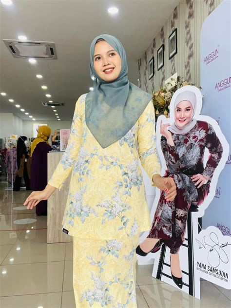 BOKEP TUDUNG CANTIK Undang teman dapat bonus Selebriti bugil segera sebelum dimute image 1