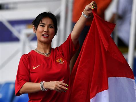 foto miyabi bugil hadir dengan cara kirim teman fb dan film pendek gratis biar yang pecinta kuliner pinggir jalan kemudian pull-off juga pemain open world life image 1