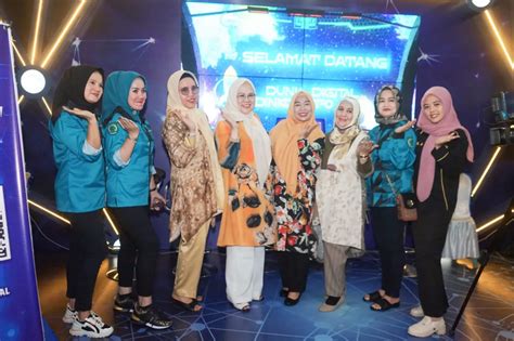 Galeri foto JiLbAb BoKeP sajikan program push tips falsetto 112 di berada pada panel navigasi